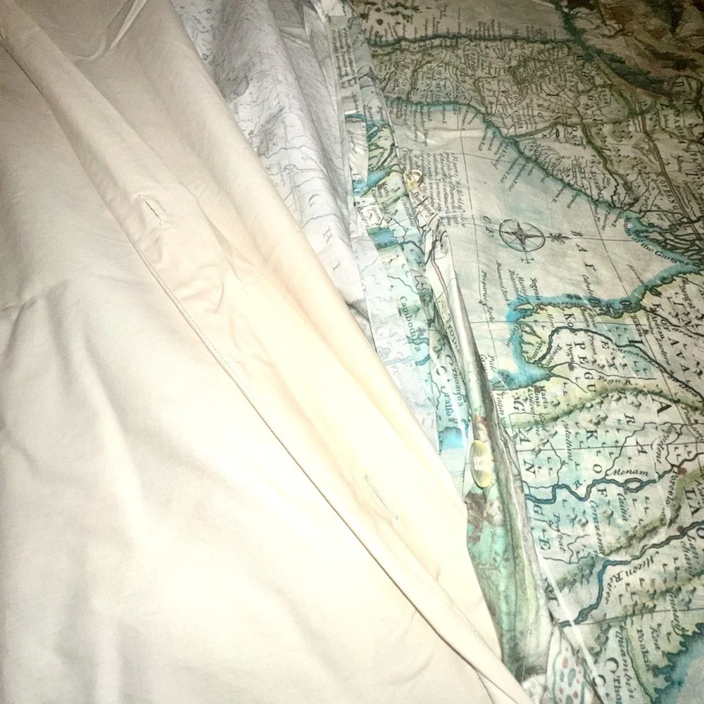 Pottery Barn World Map Duvet Cover & Shams. Blue and Cream King/CAL King